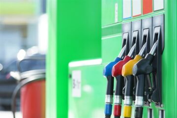 10 % – Kraftstoffmehrverbrauch – Rücktritt vom Fahrzeugneuwagenkaufvertrag