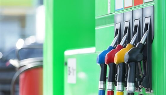 10 % - Kraftstoffmehrverbrauch – Rücktritt vom Fahrzeugneuwagenkaufvertrag