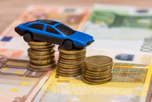 Pkw-Kaufvertrag zwischen Kaufleuten - wirksame Einbeziehung von AGB und Haftungsausschluss
