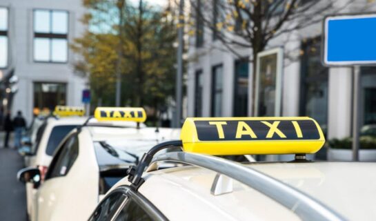 Einsatz eines Taxis trotz verweigerter neuer TÜV-Prüfplakette